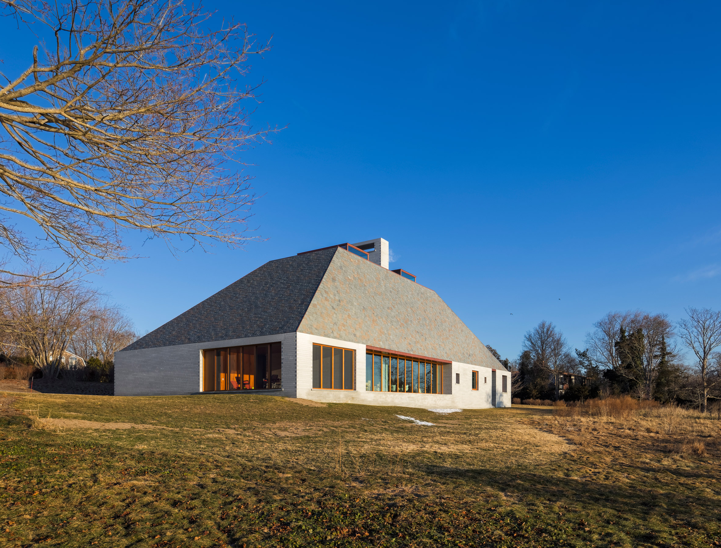 Kayrak Taşı Çatılı Ev Arkitera