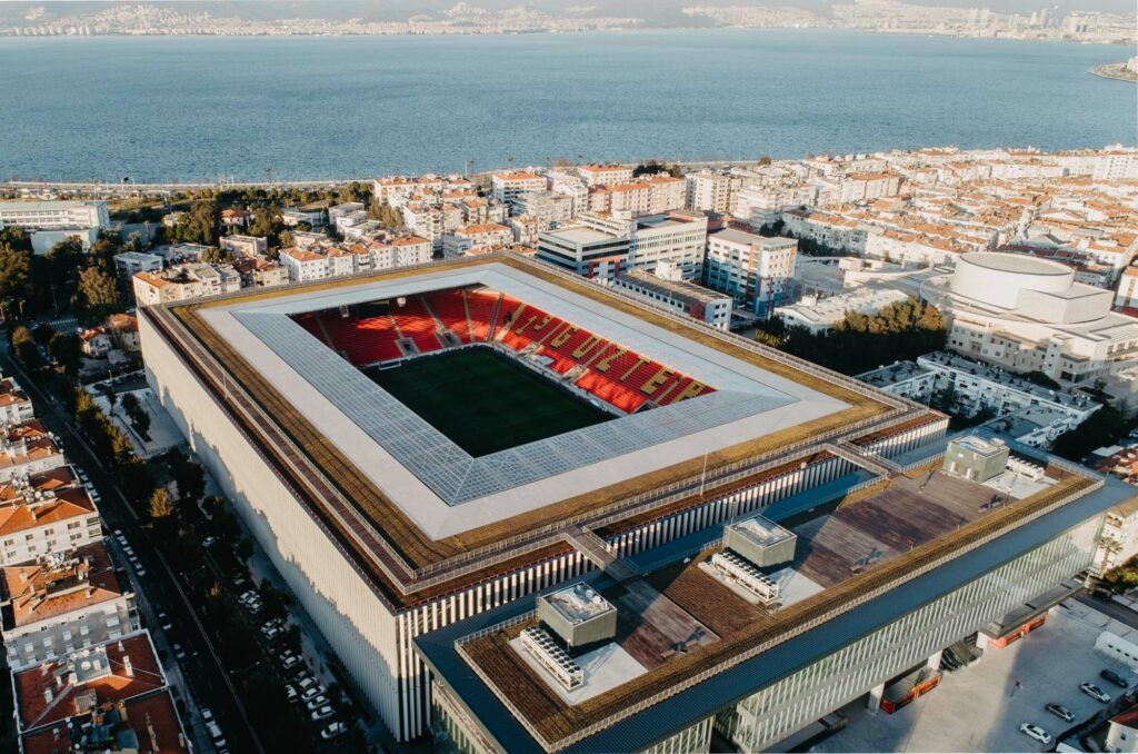 goztepe gursel aksel stadyumu arkitera