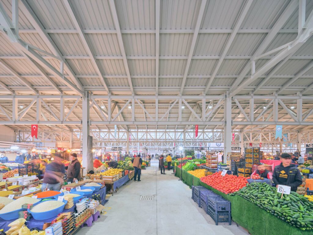 Millet Mahallesi Pazar Alanı Arkitera